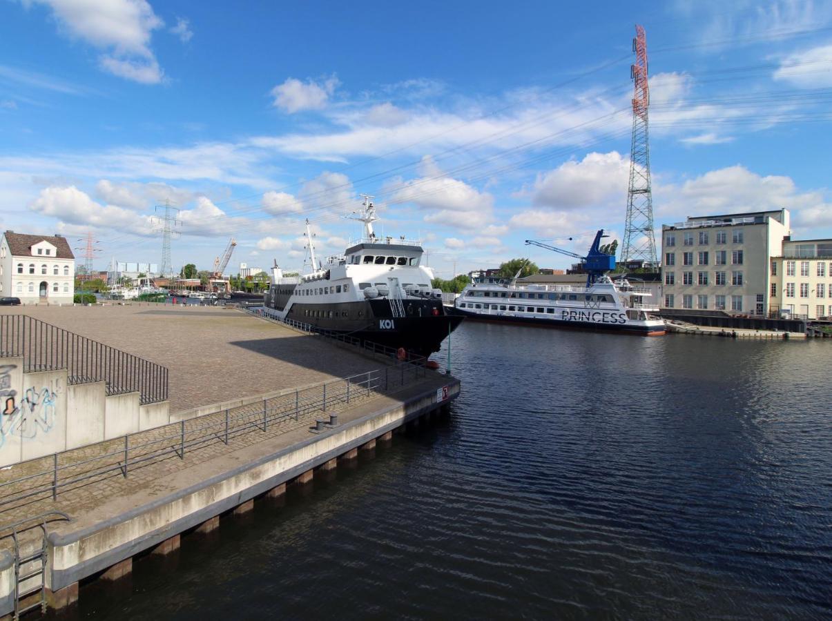 Neu! Einmaliges Loft Im Binnenhafen - Hafenblick! ハンブルク エクステリア 写真